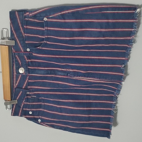 American Eagle Blue Denim Mini Skirt Sz 12 Nwt Red White Vertical Stripes USA - Picture 3 of 16